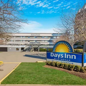 Hotel Days By Wyndham On The Harbour, Victoria